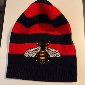 Gucci Bee striped beanie